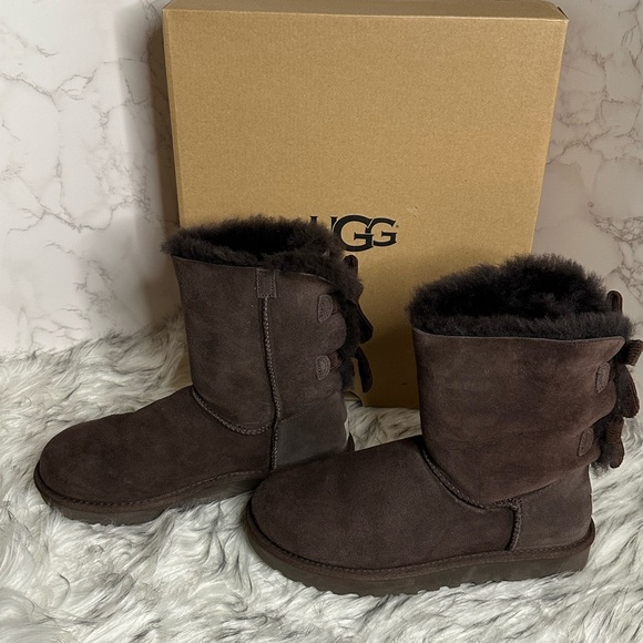 GUC UGG BAILEY BOOT II - Picture 3 of 4
